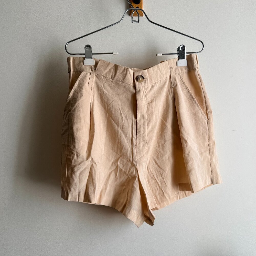 ZARA off-white/cream Silky-feel Bermuda shorts Women’s XL